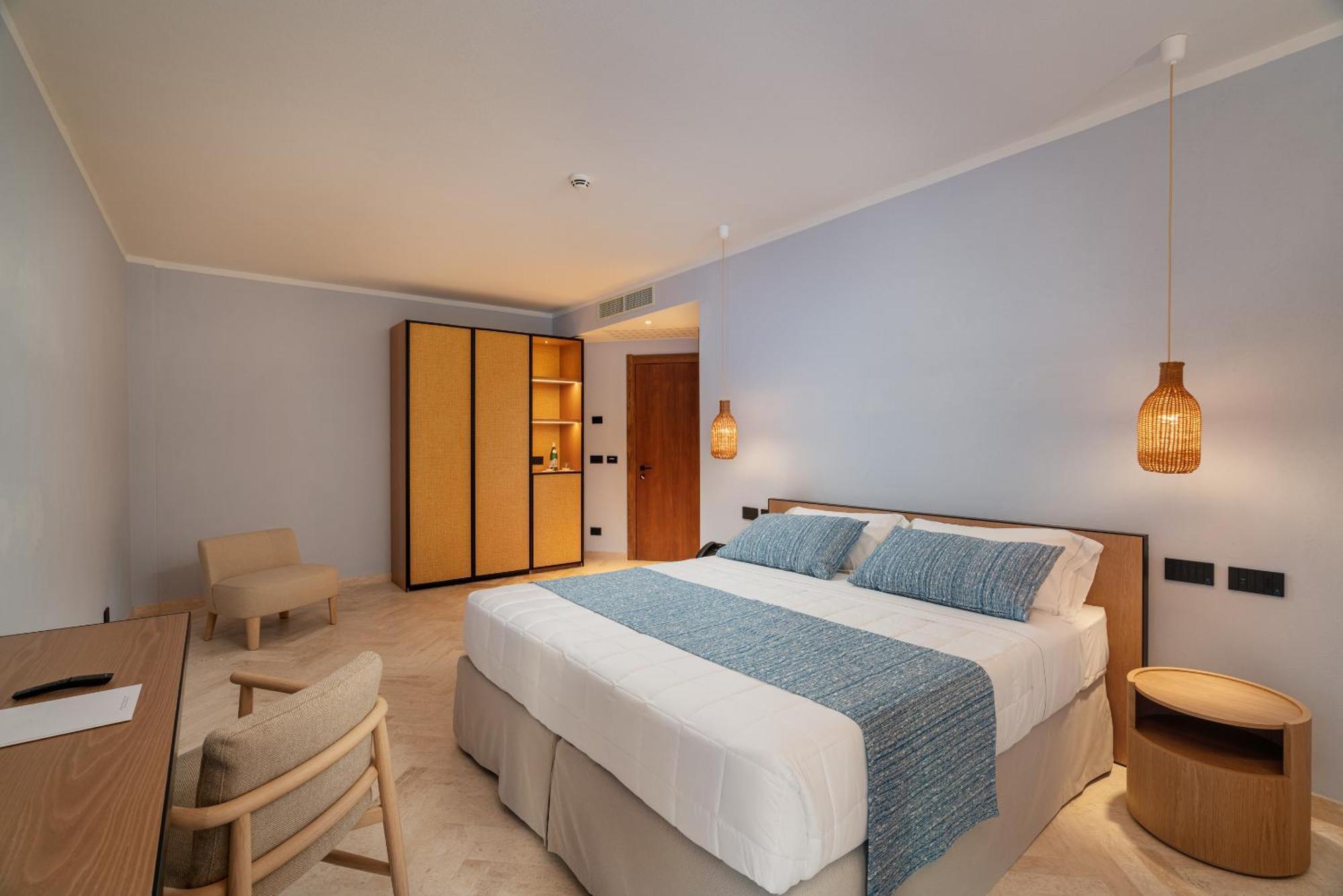 Hotel Sestante 罗通多港 外观 照片